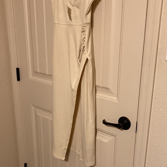 Forever 21 Spaghetti Strap Overwrap Across Front Ruching on Side Dress Sz L NWT - Picture 3 of 6